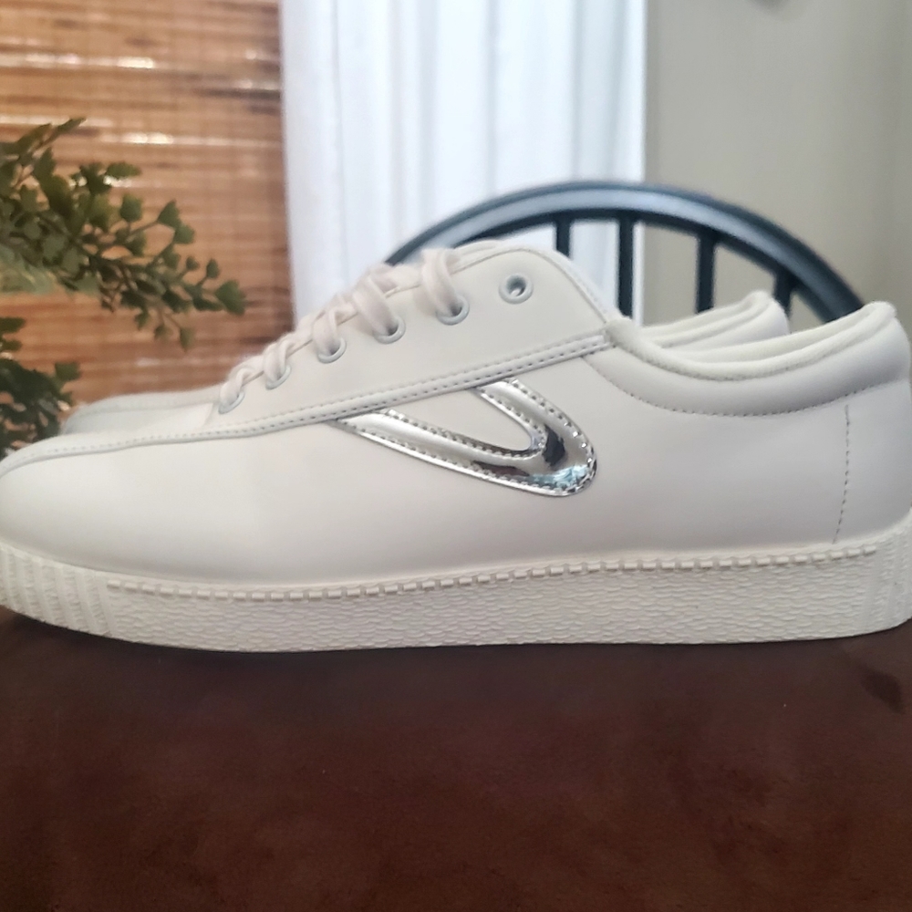 Womens LeatherTretorn Nylite Plus size 9 - Picture 3 of 9